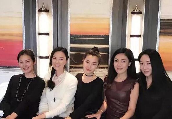 传媒公司美女大boss上位史