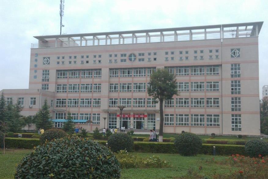 武书连：陕西排名前四的大专院校，其中三所都是理工类高校