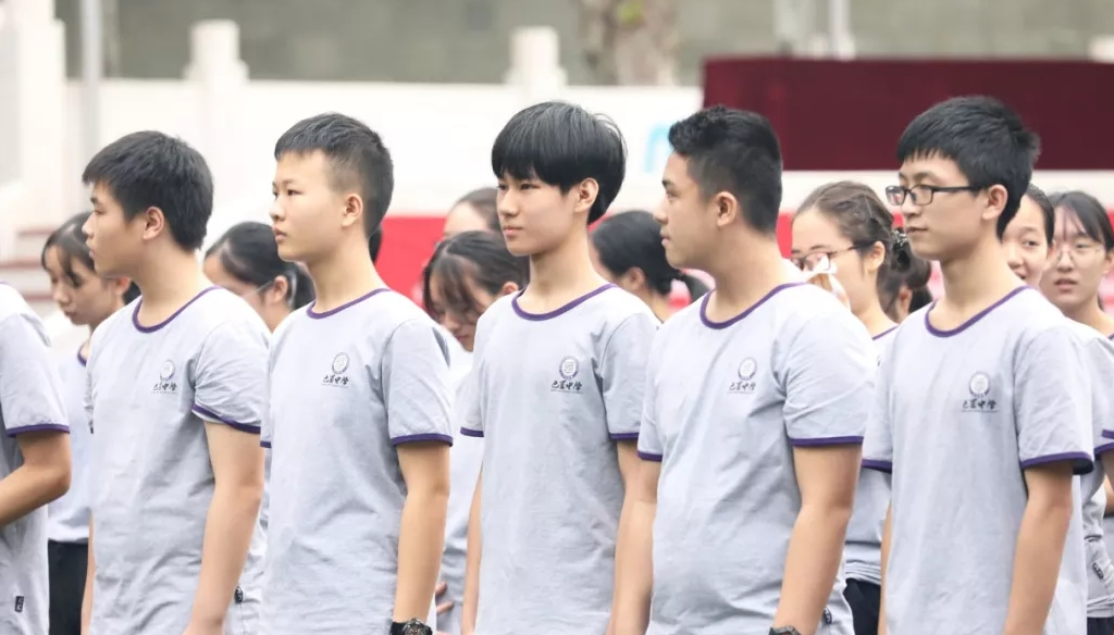 重庆初三男生被保送清华大学，还是本硕博连读，真是大写的优秀