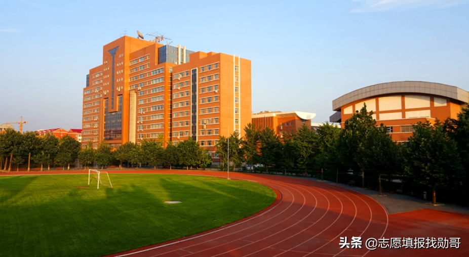 这三所大学，每年只招1000人！毕业到政府工作！这几个省录取分低