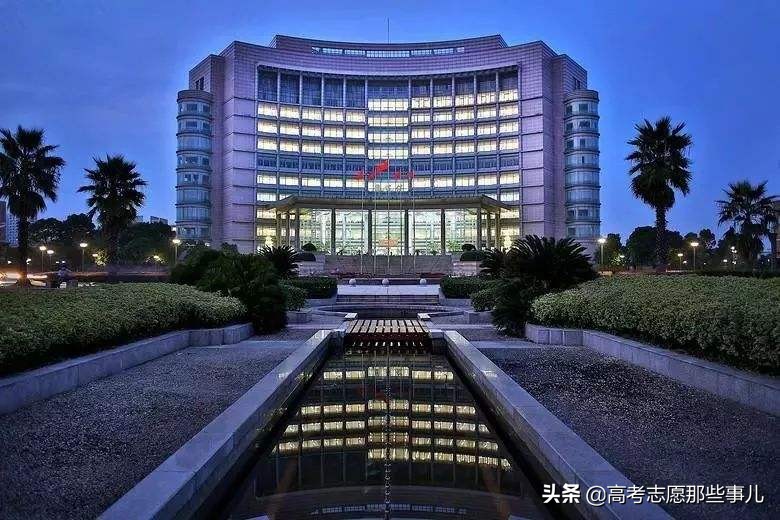 被誉为人间天堂的杭州，究竟有哪些好大学？