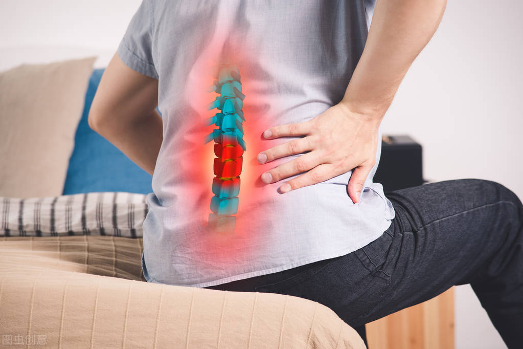 腰痛有哪些原因引起的，女性腰痛常见的原因详解？