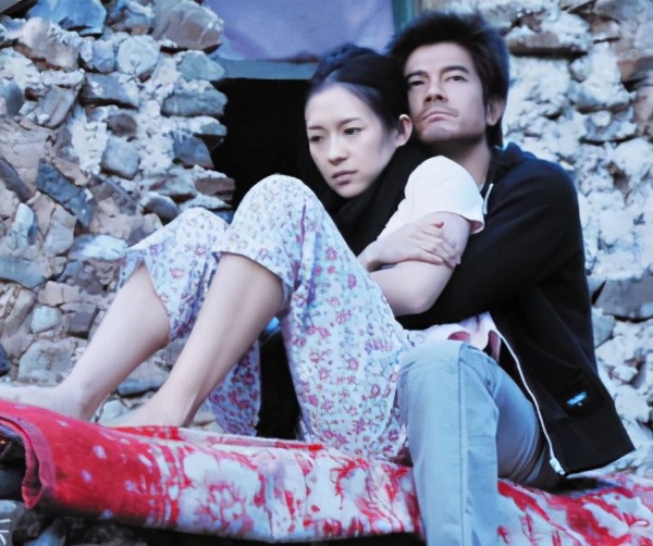 演“农妇”出神入化的8大美女，没有刻意扮丑，只有全情投入