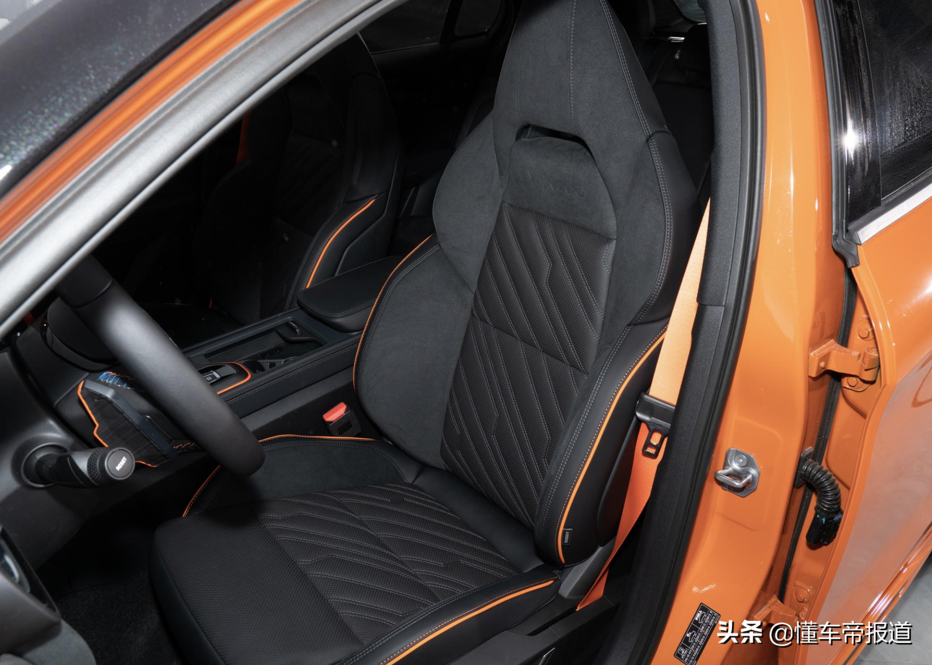新车 | 领克02 Hatchback售17.68万元起，选它还是等新高尔夫GTI？