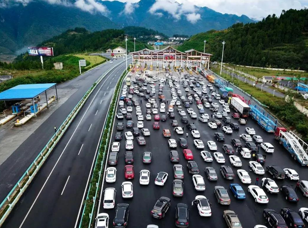 高速公路收费新调整，9月底正式实施？车主做好准备