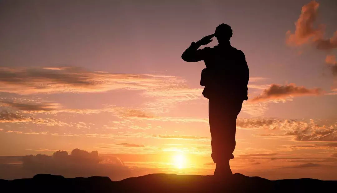 今天八一,10首出塞诗词,致敬所有的中国军人