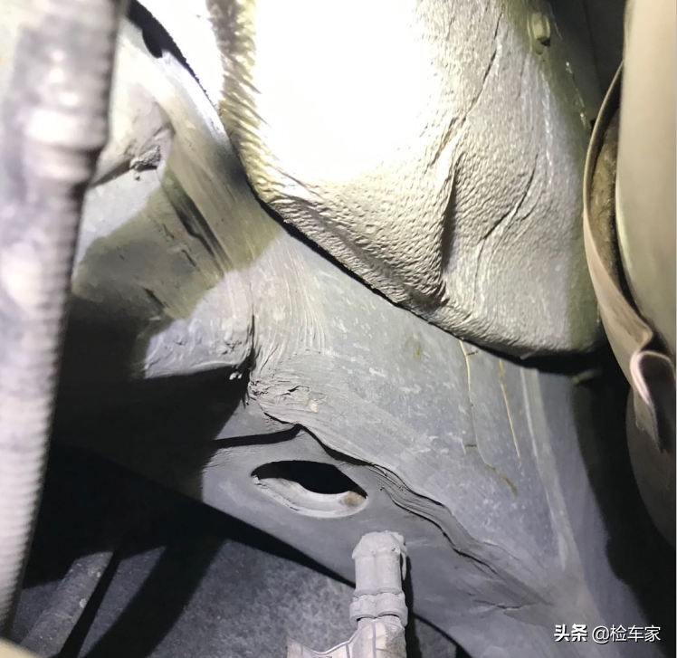报价47万的玛莎拉蒂吉博力，外观炫酷却内藏大事故，买主怒砍8万