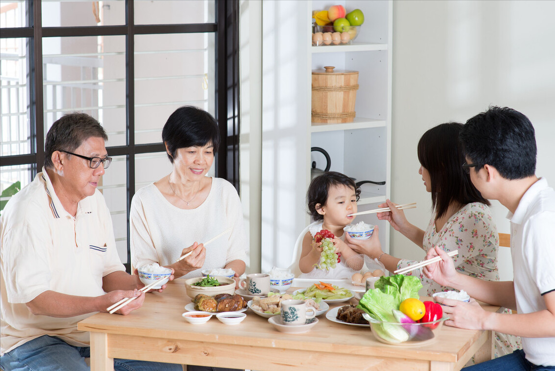 老人说的“好方法”，真的可以让宝宝聪明漂亮吗？妈妈要会辨别