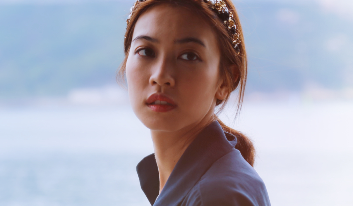 被骂低能哨牙象腿？“三高”港姐高情商化解，如今转行淡出娱乐圈