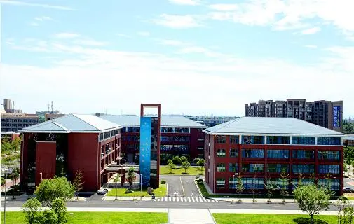 成都纺织高等专科学校近2年单招录取分数线