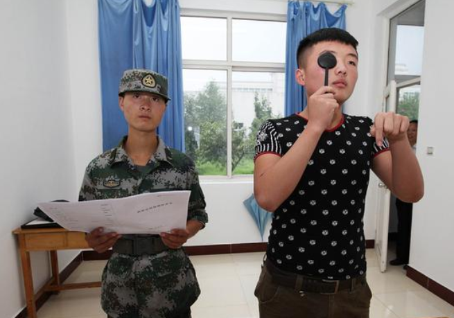 哪些军校录取分数低，毕业即拿“铁饭碗”，想考军校的学生快收藏