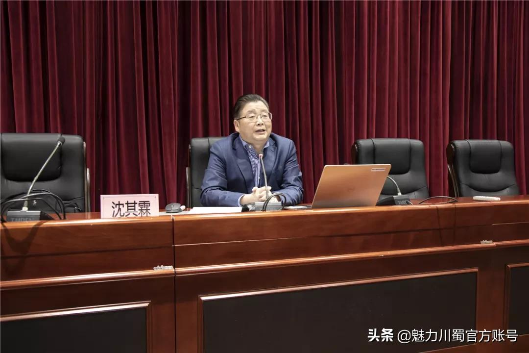 秋风吹皱一江水，中医素问半辈生：中医药文化走进科学城一中校园