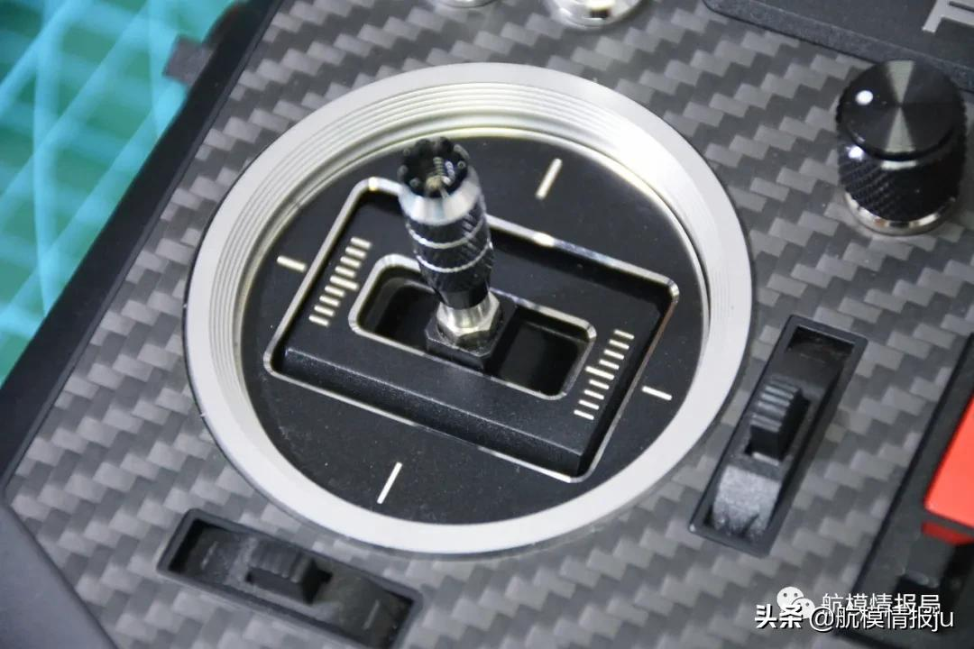 航模测评，睿思凯X10S EXPRESS国产高端遥控器长测