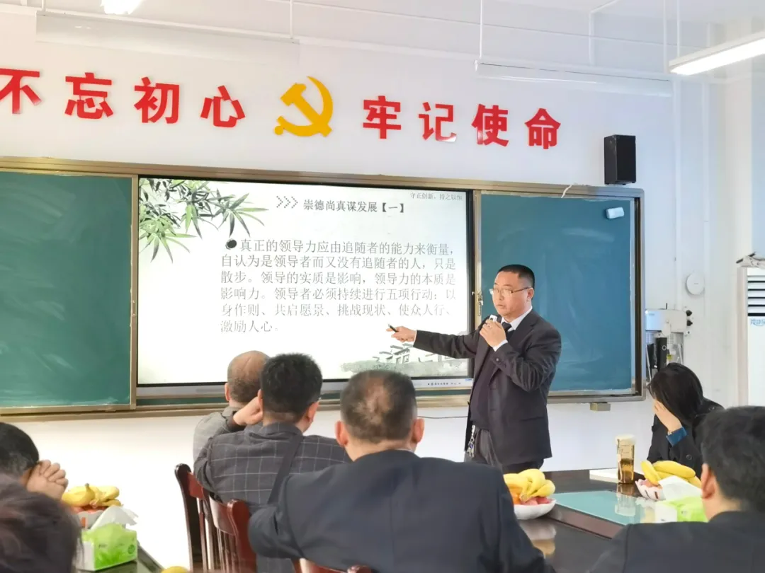 河南省民办教育名校孙献民对学校特色品牌建设的行与思