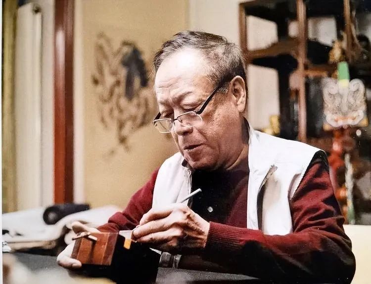 《三牛为范 挥写人生》――张怀文画牛感言 （作者：郭新民）