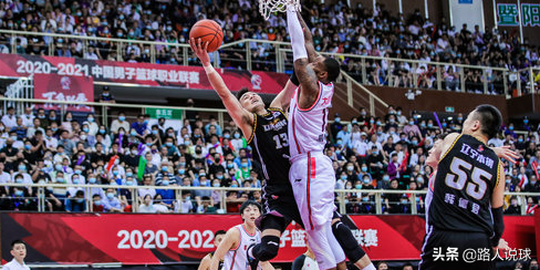 2021CBA总决赛fmvp(胡明轩FMVP实至名归，郭艾伦尽力难挽狂澜！CBA总决赛焦点人物)