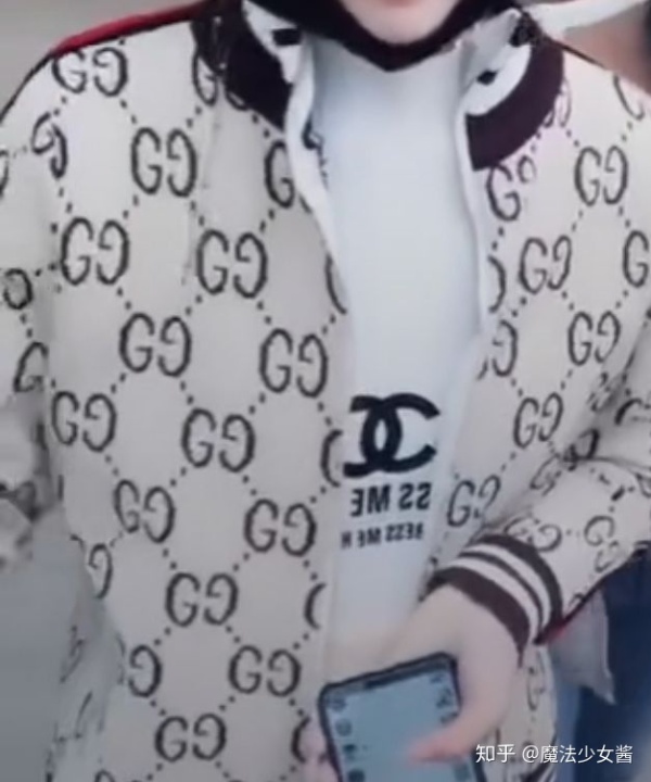如何看待现在初高中里自称的「社会人」？