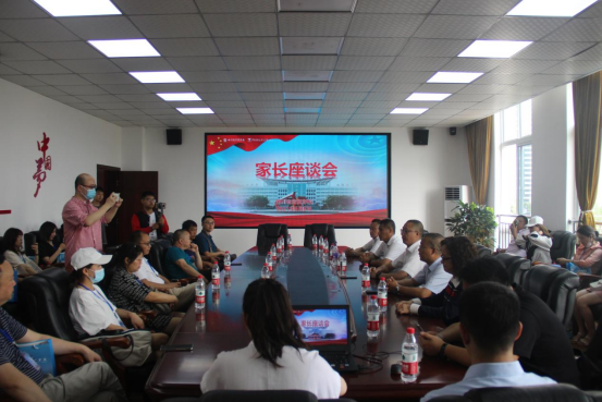 职业教育之花在这里艳丽绽放︱四川省商贸学校第六届校园开放日活动精彩纷呈