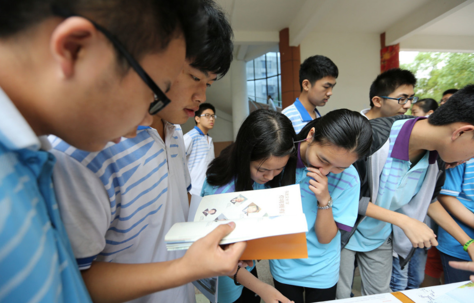 生化环材不算啥，新“四大天坑”专业更难就业，2022届考生要注意