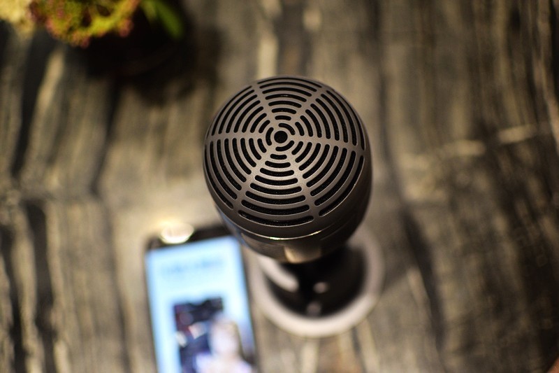 录歌听歌K歌一麦搞定 MIJIA K歌麦克风