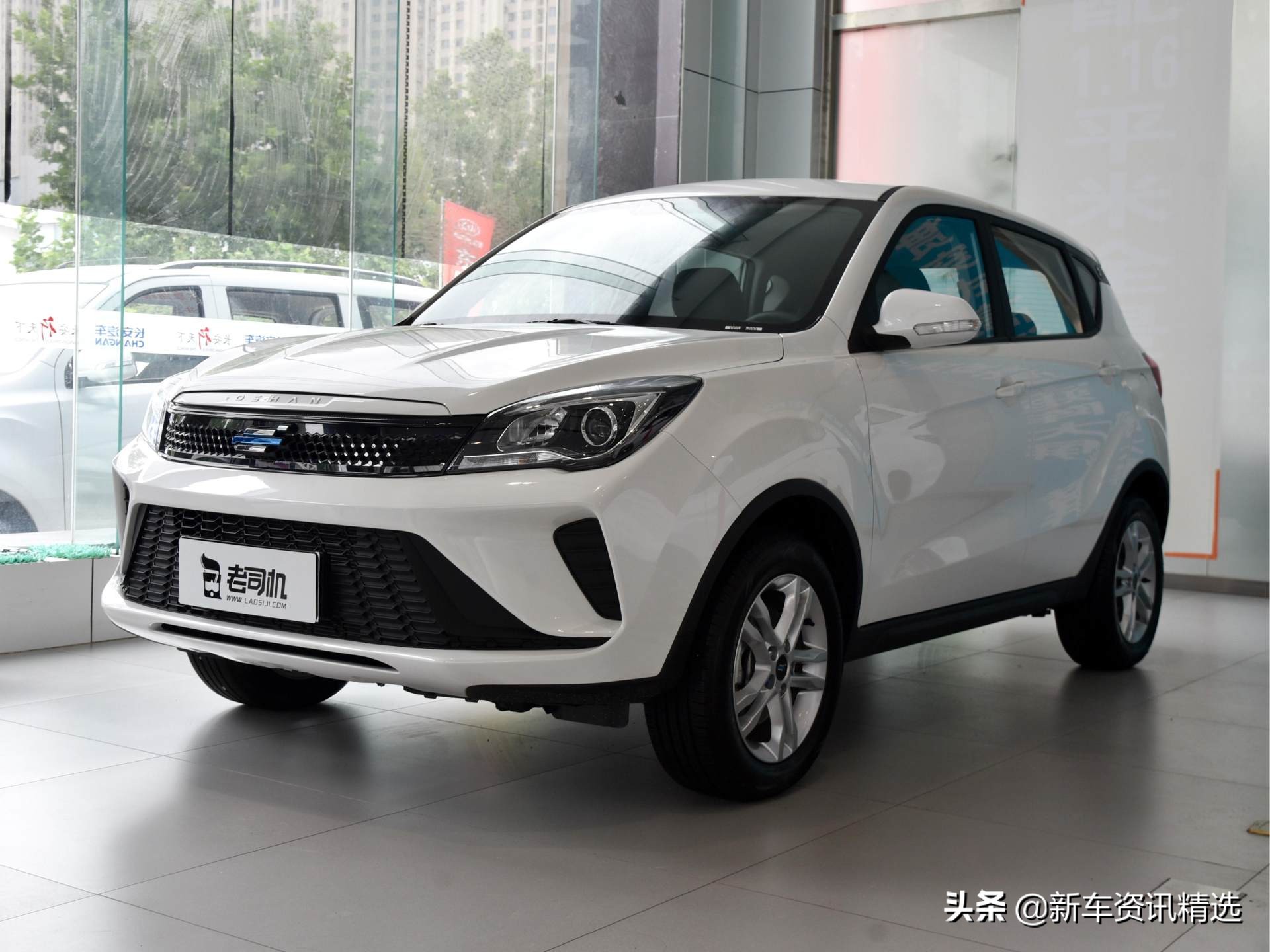 实惠低价耐用,方便省油自吸小suv,带你看长安欧尚科赛5