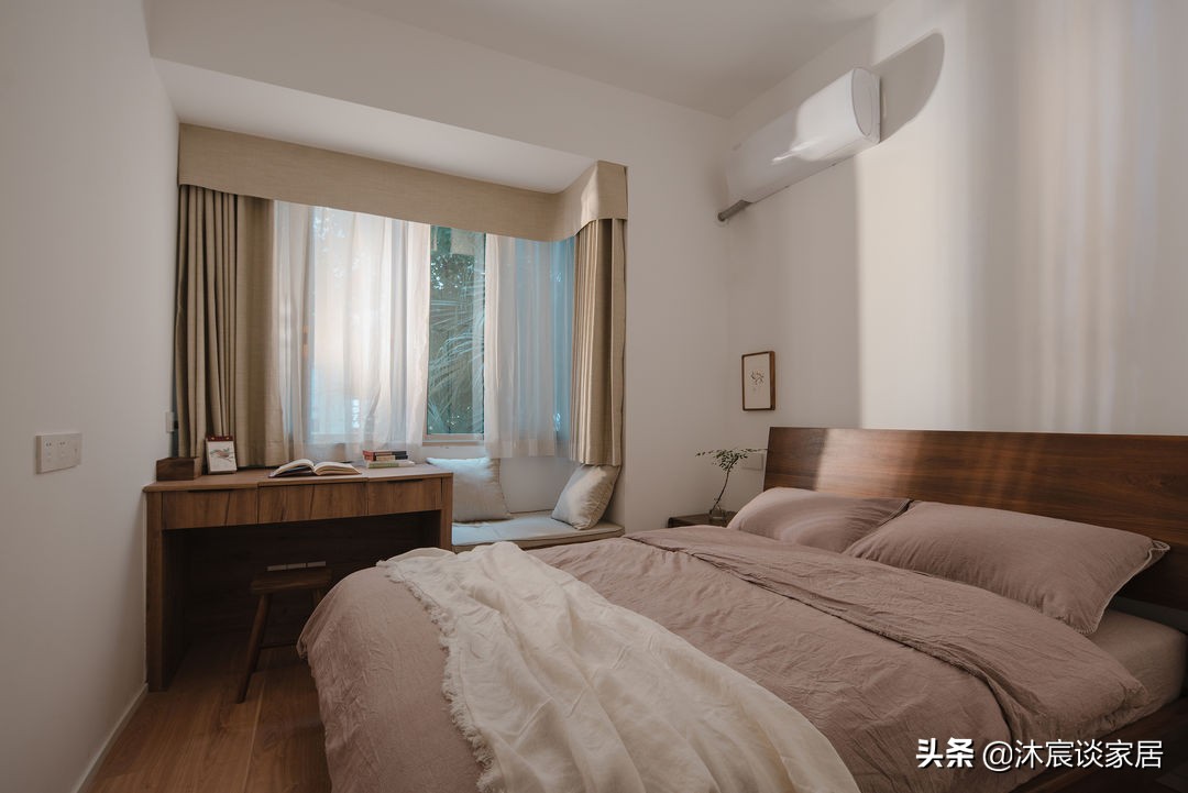 40岁大叔把客厅去掉，装修成极简新中式，新家静谧又美好，好喜欢