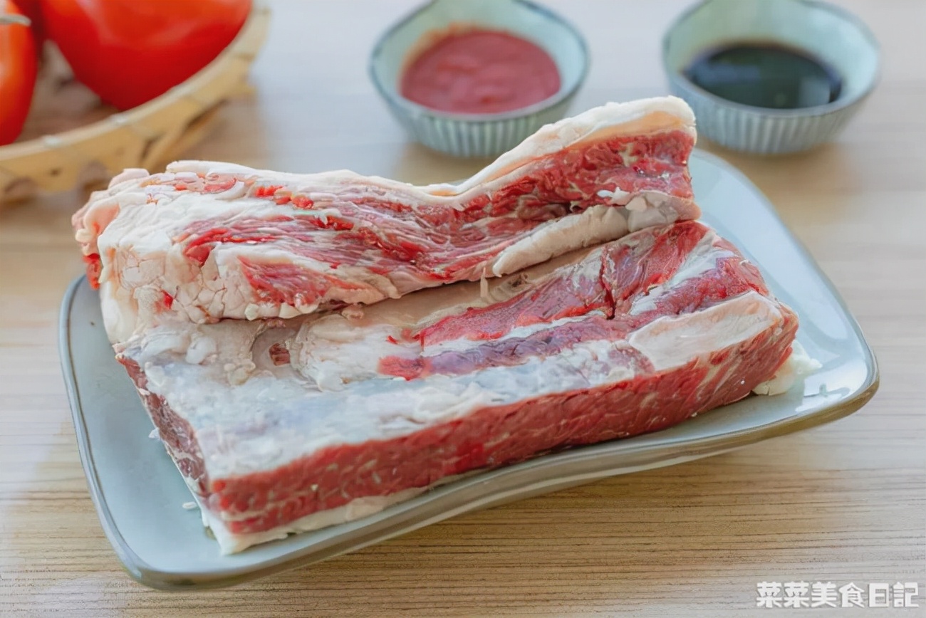 秒杀大排档的好方子，一焖香绝了！懂行的都在吃它