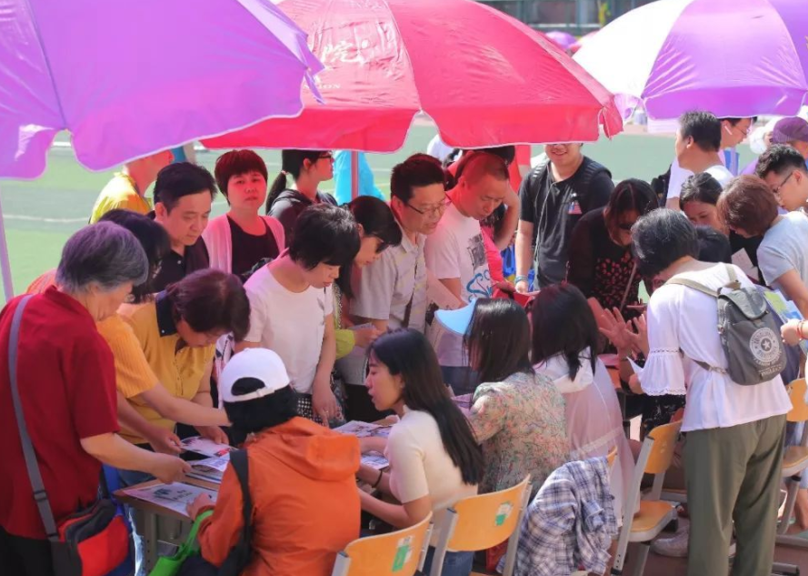 官媒曝光392所“野鸡大学”，辽宁省占7所，和985只有一字之差