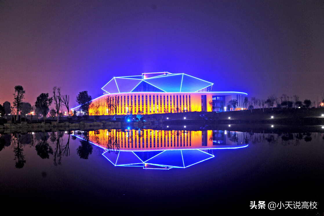 2021年安徽省高考分数线已发布，省内一本高校（理科）怎么报呢