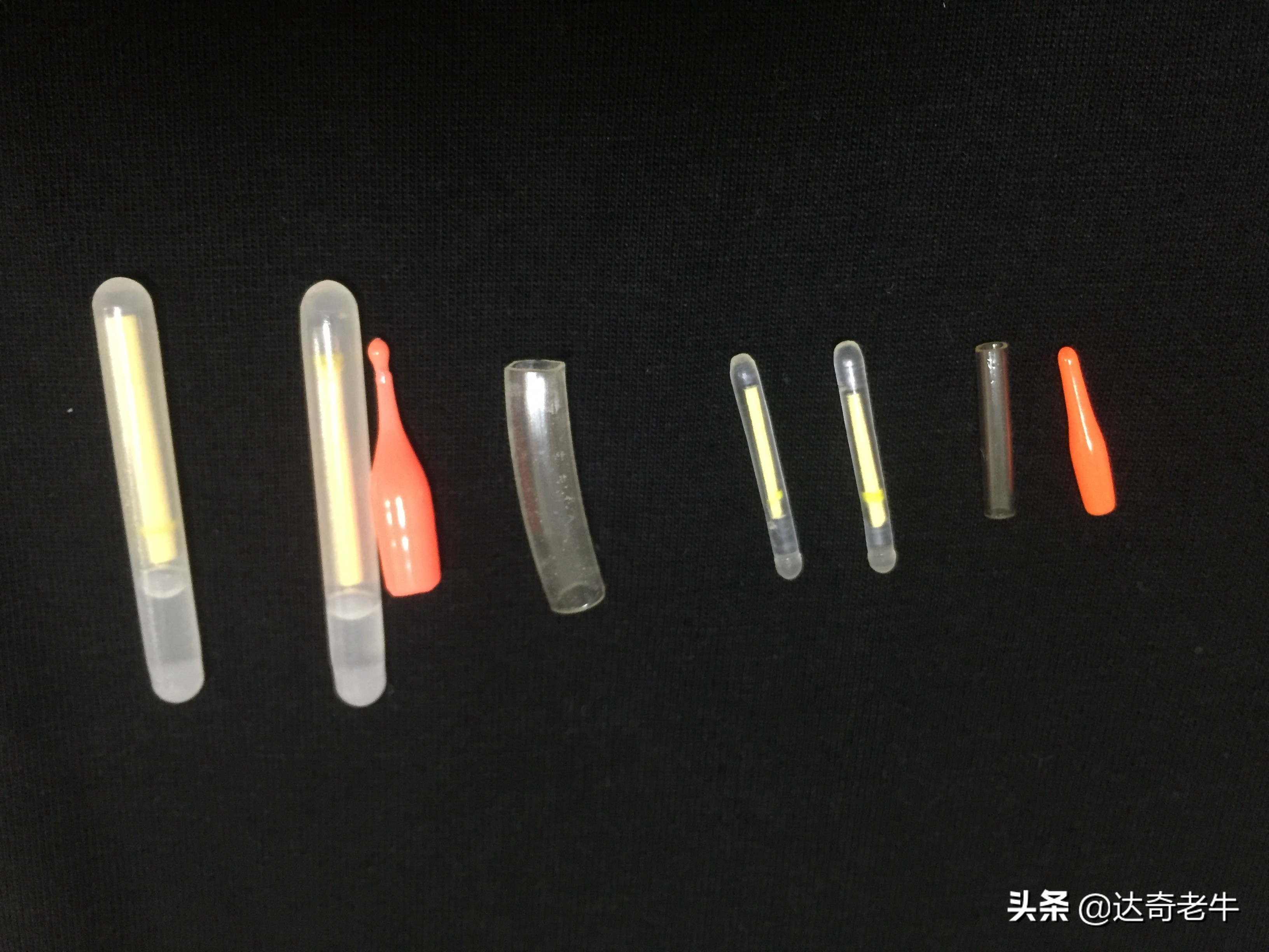 探寻夜钓最强：电子漂、夜光棒、夜钓灯到底哪个钓鱼最好用？