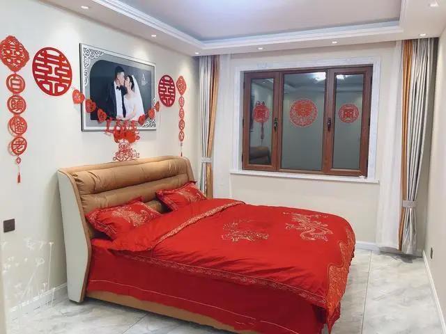 河南小夫妻的婚房意外“火了”：装修一塌糊涂，每个功能区都踩坑