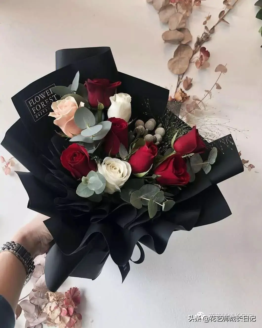 玫瑰数量的含义是什么（玫瑰花数量代表的意义）