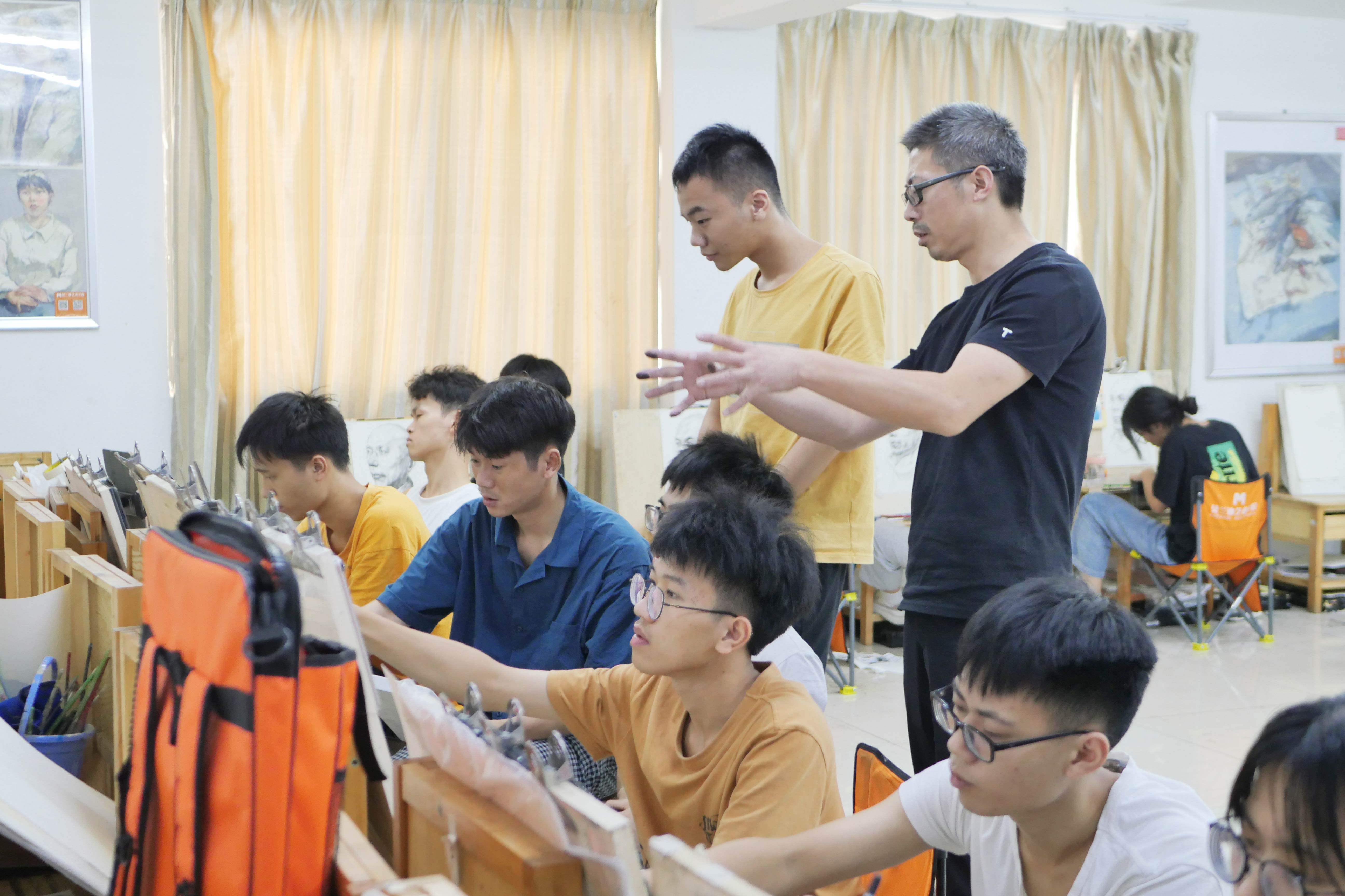 艺考丨校考和联考有什么区别，高考美术生你们必须知道这5个点