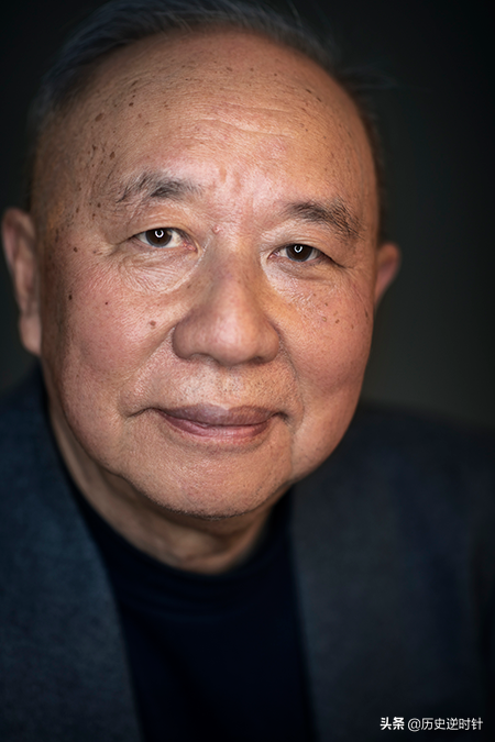 一些离开南德的员工,包括牟其中的前妻夏宗琼,写了许多信检举牟其中