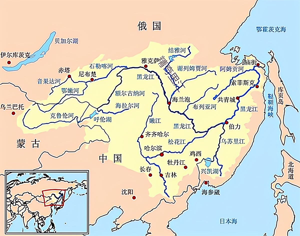全长2300多公里的松花江,年径流量达798亿立方米;全长909公里的乌苏里