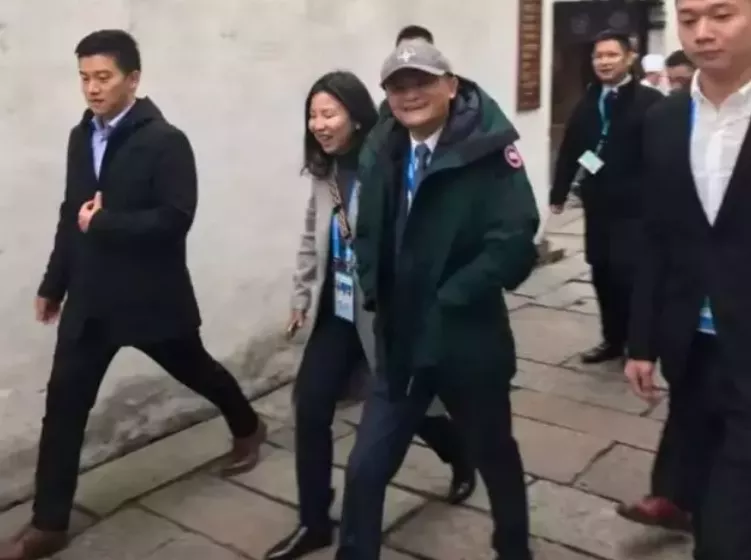 偷工减料，仍能狠赚50亿！中国人的智商税怎么这么好收？