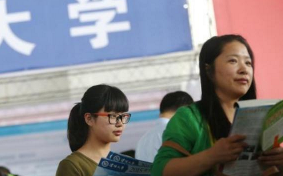 大学“含金量”最高4个班委，对就业有好处，辅导员：首选团支书