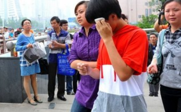 教育部开通学生热线，2021正式实行高校学生资助电话，请及时查收