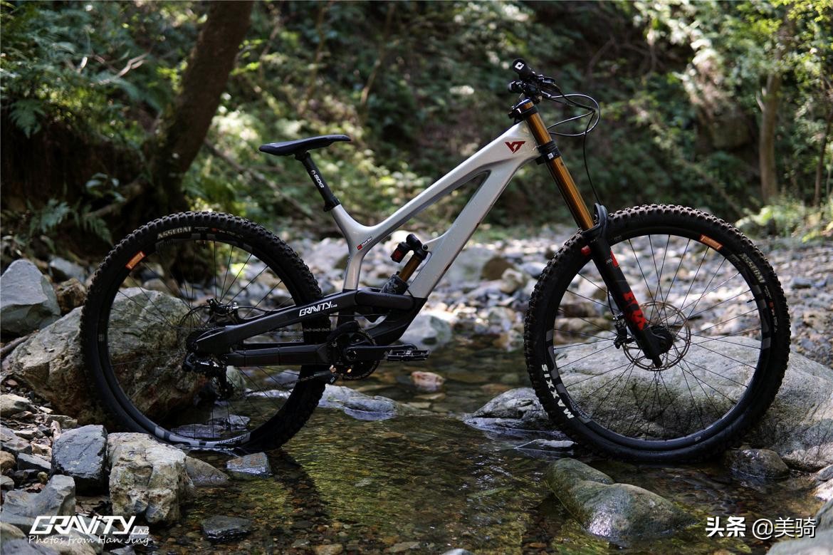 yt tues自行车多少钱「yt速降山地车怎么样」-星疾