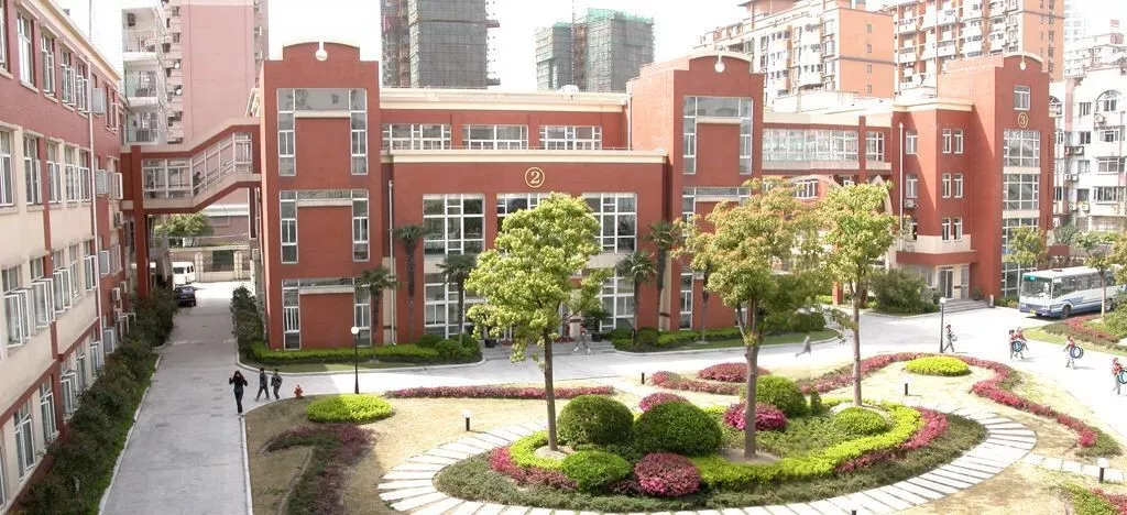 沪上最美10所公办&10所民办小学大PK，谁是魔都颜值担当？