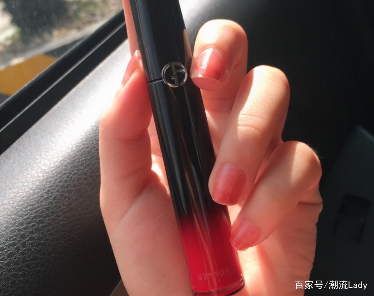 分享5款持久不掉色的口红，超显白显温柔，而且可以一整天不掉色