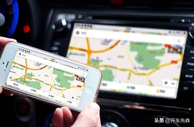 手机导航怎么同步到汽车显示屏？教你这样连接，听歌导航两不误