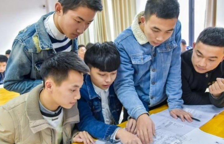 同样是专科，高等专科学校和职业技术学院有何区别？学生要早知道