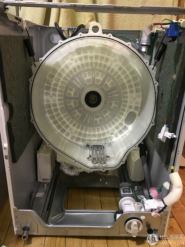 洗衣机：有容乃大 四千元10kg哪家强？松下、LG、三星对比横评