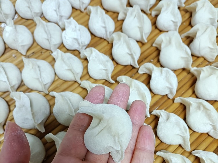 萝卜饺子好吃有诀窍，教你正确的调馅方法和用料，饺子不好吃才怪