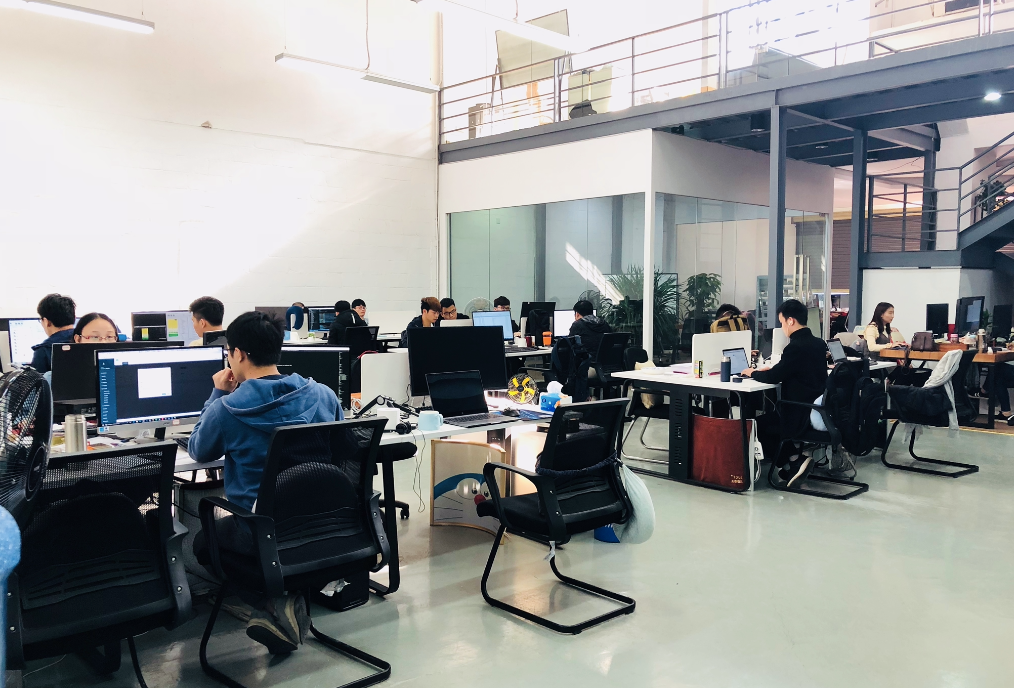 内容+电商，黑眼圈是如何改变美发行业的？