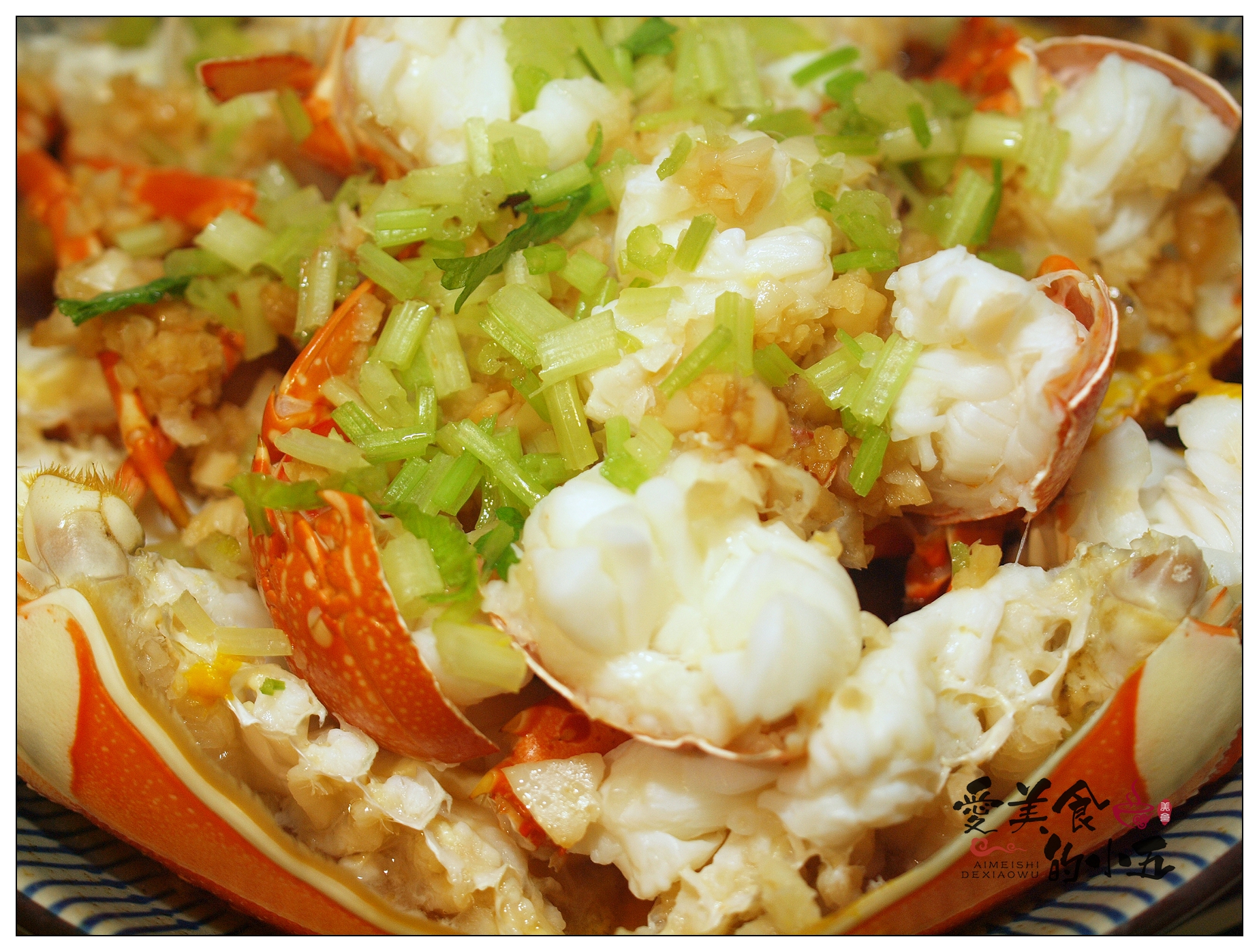 蒜蓉蒸龙虾制作过程（蒜蓉蒸龙虾简单烹饪原汁原味）