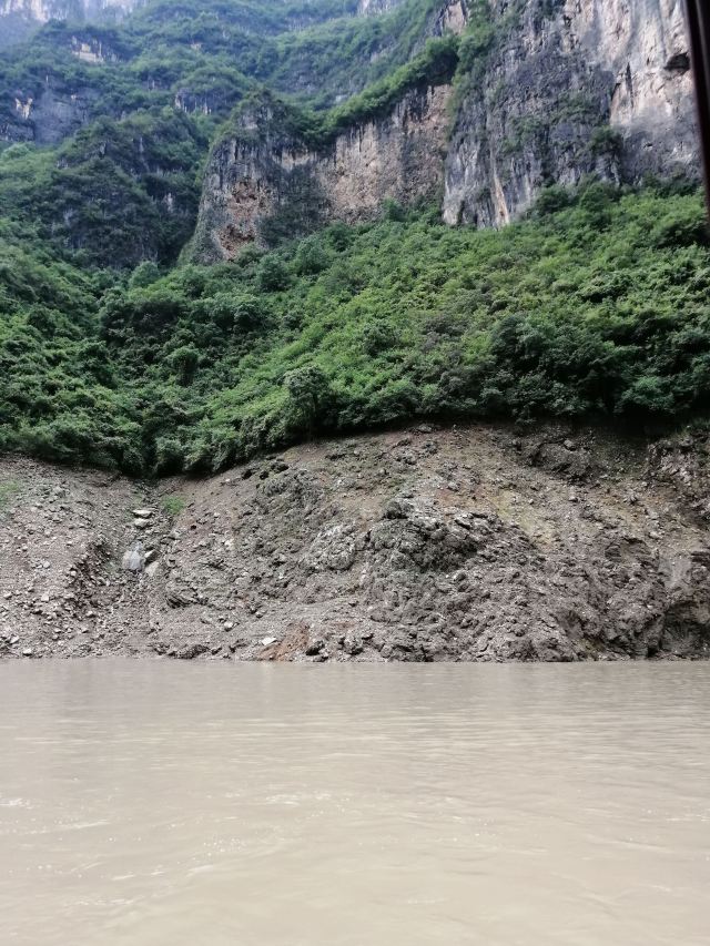 重庆旅游6日游多少钱(重庆旅游3--4日游攻略)