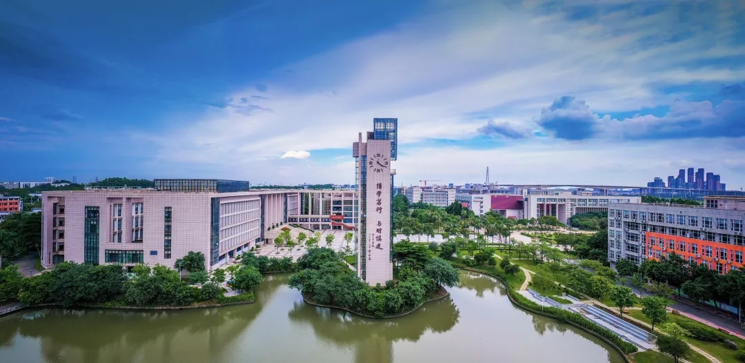 手握7所名校保研offer！连续3年年级第一！广东10位