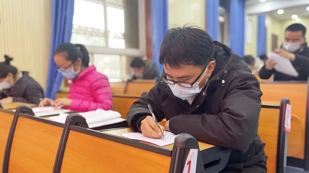 必发365乐趣网投初中部第四届教师解题大赛